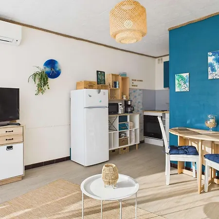Climatise Avec Parking A Marseillan-plage Appartement